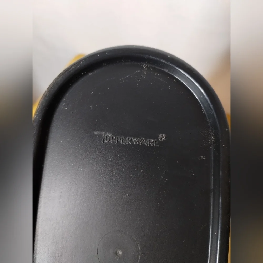 New black Tupperware oval number 5 modular mate with pour all seal